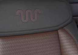 Ford Expedition King Ranch 4x4 2026 — side view