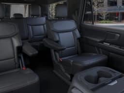 Ford Expedition Tremor 4x4 2025 — side view