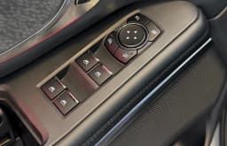 Ford Expedition Tremor 4x4 2026 — side view