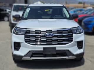 Ford Explorer Active w/100A Pkg RWD