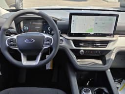 Ford Explorer Active w/100A Pkg RWD 2026 — side view