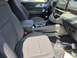 Ford Explorer Active w/100A Pkg RWD 2026 — side view