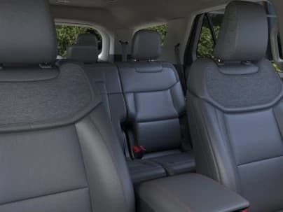 Ford Explorer Active w/200A Pkg RWD 2026 — side view