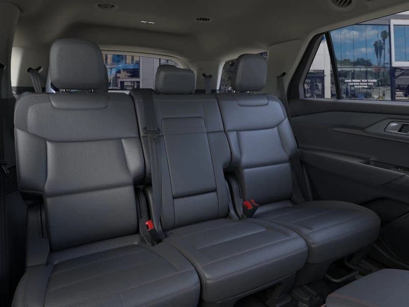 Ford Explorer Active w/100A Pkg RWD 2026 — side view