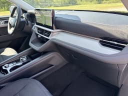 Ford Explorer Active w/200A Pkg RWD 2026 — side view