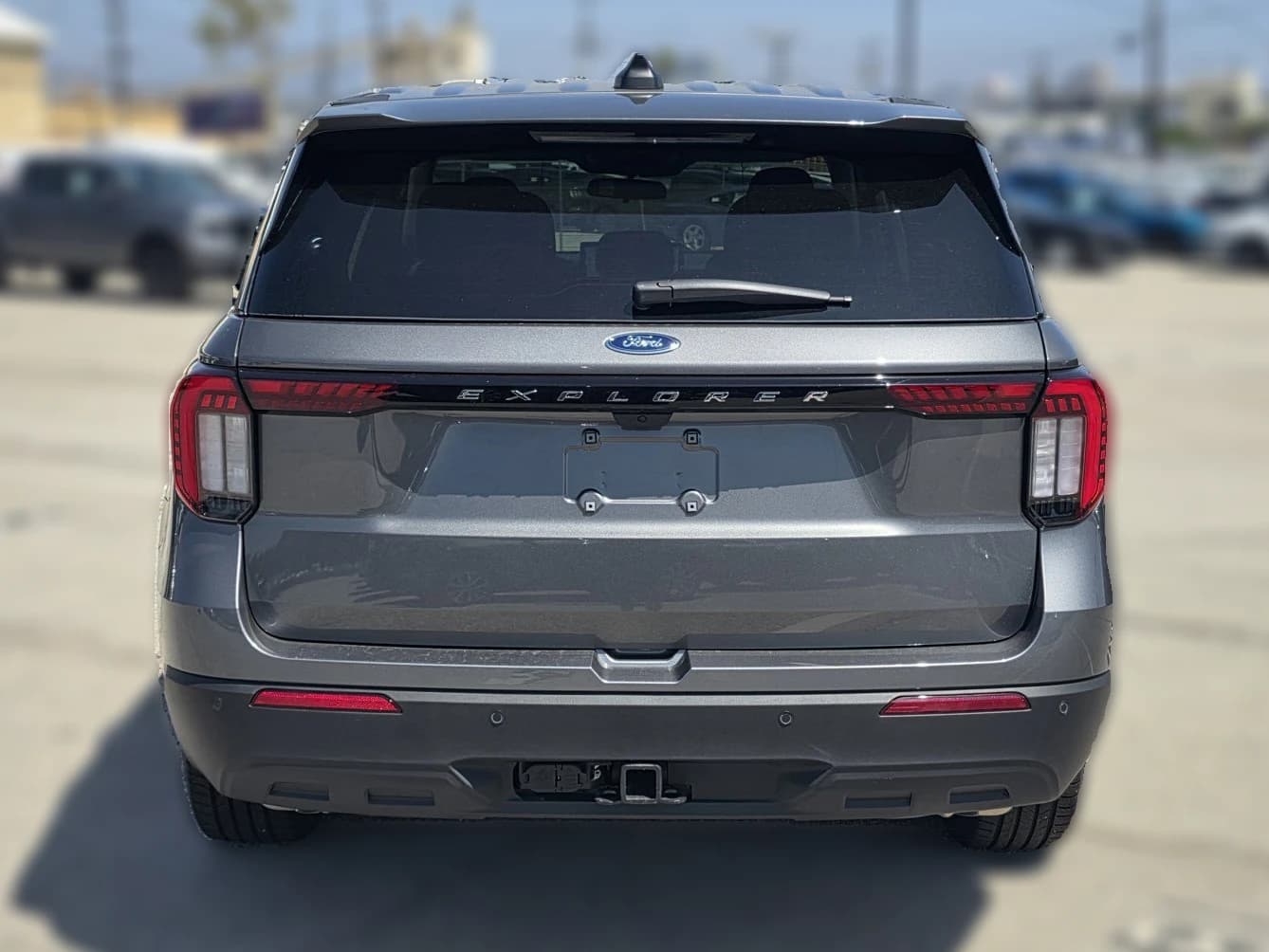 Ford Explorer Active w/100A Pkg RWD 2026 — side view