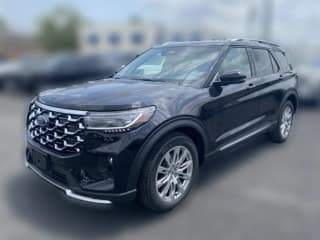 Ford Explorer Platinum RWD