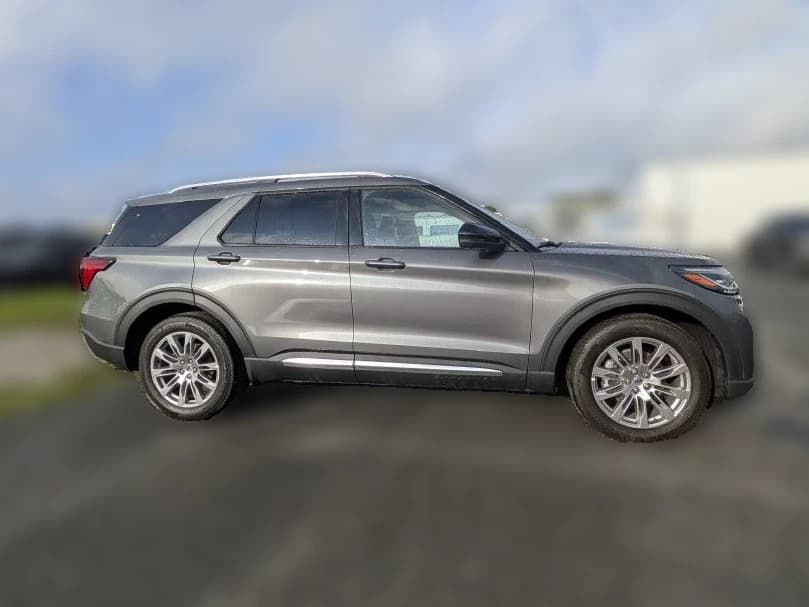 Ford Explorer Platinum RWD 2026 — side view
