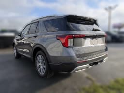 Ford Explorer Platinum RWD 2026 — side view