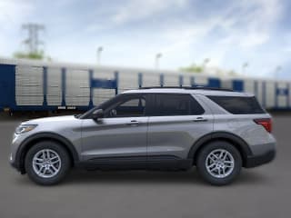Ford Explorer Active w/200A Pkg 4WD