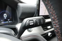 Ford Explorer Active w/200A Pkg 4WD 2026 — side view