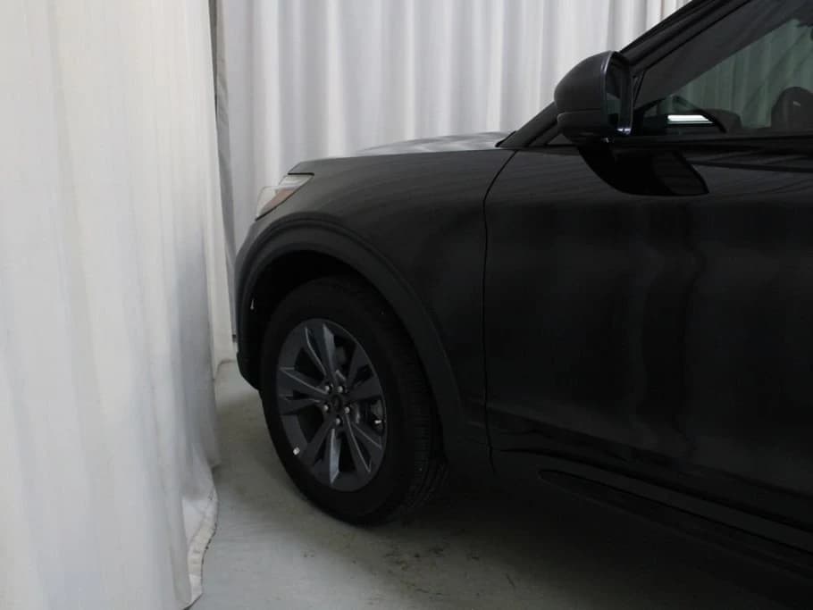 Ford Explorer Active w/200A Pkg 4WD 2026 — side view