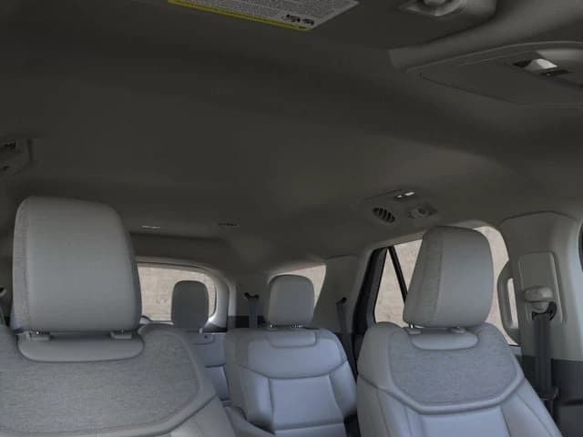 Ford Explorer Active w/200A Pkg 4WD 2026 — side view