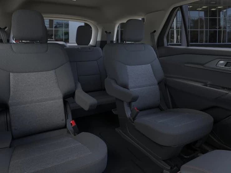 Ford Explorer Active w/200A Pkg 4WD 2026 — side view