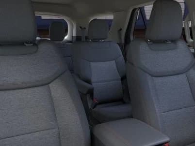 Ford Explorer Active w/200A Pkg 4WD 2026 — side view