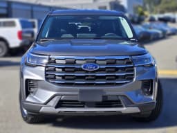 Ford Explorer Active w/200A Pkg 4WD 2026 — side view