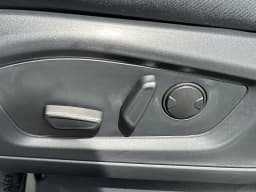 Ford Explorer Active w/200A Pkg 4WD 2026 — side view
