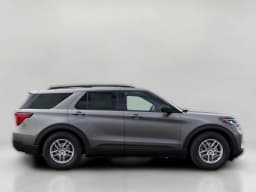 Ford Explorer Active w/100A Pkg 4WD 2027 — side view
