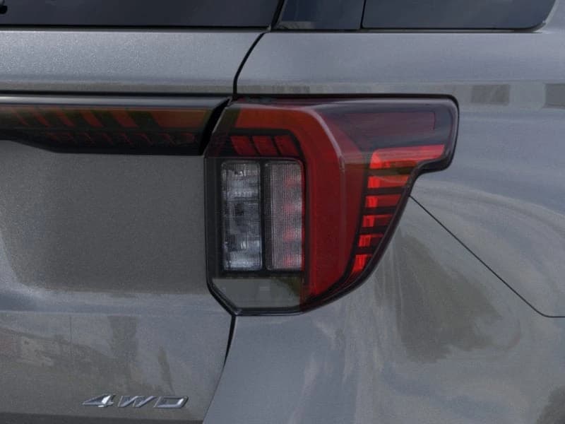 Ford Explorer Active w/200A Pkg 4WD 2026 — side view