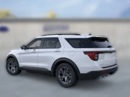 Ford Explorer Active w/200A Pkg 4WD 2026 — side view