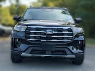Ford Explorer Active w/200A Pkg 4WD