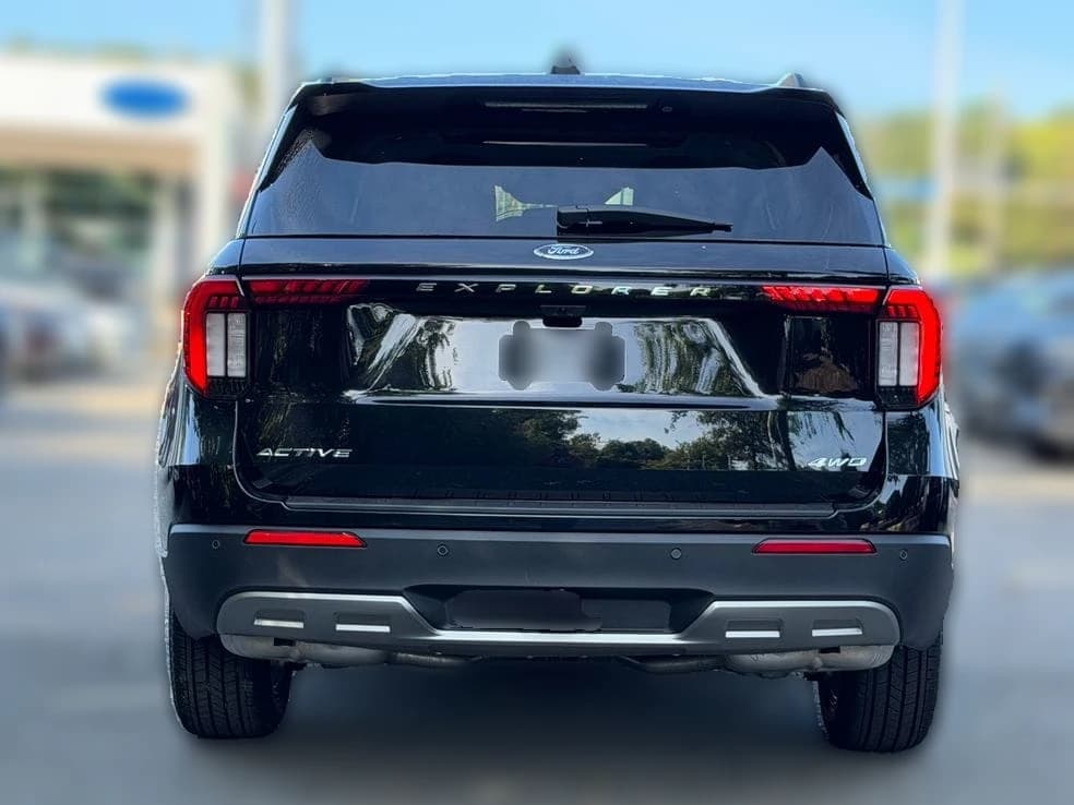 Ford Explorer Active w/200A Pkg 4WD 2026 — side view