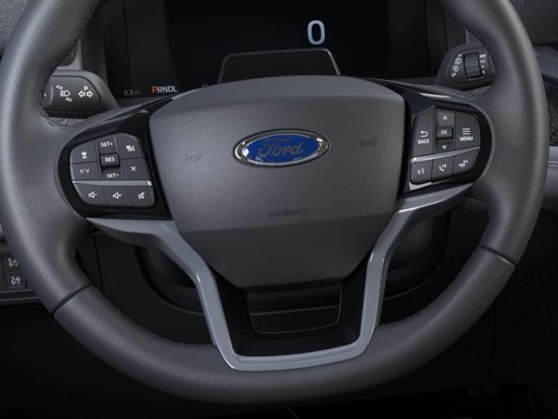 Ford Explorer Platinum 4WD 2026 — side view