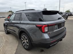 Ford Explorer ST-Line 4WD 2026 — side view