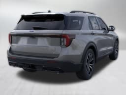Ford Explorer ST-Line 4WD 2026 — side view