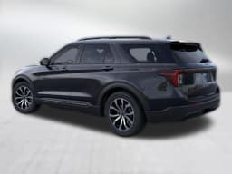 Ford Explorer ST-Line 4WD 2026 — side view
