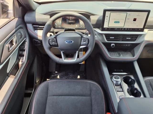 Ford Explorer ST RWD 2025 — side view