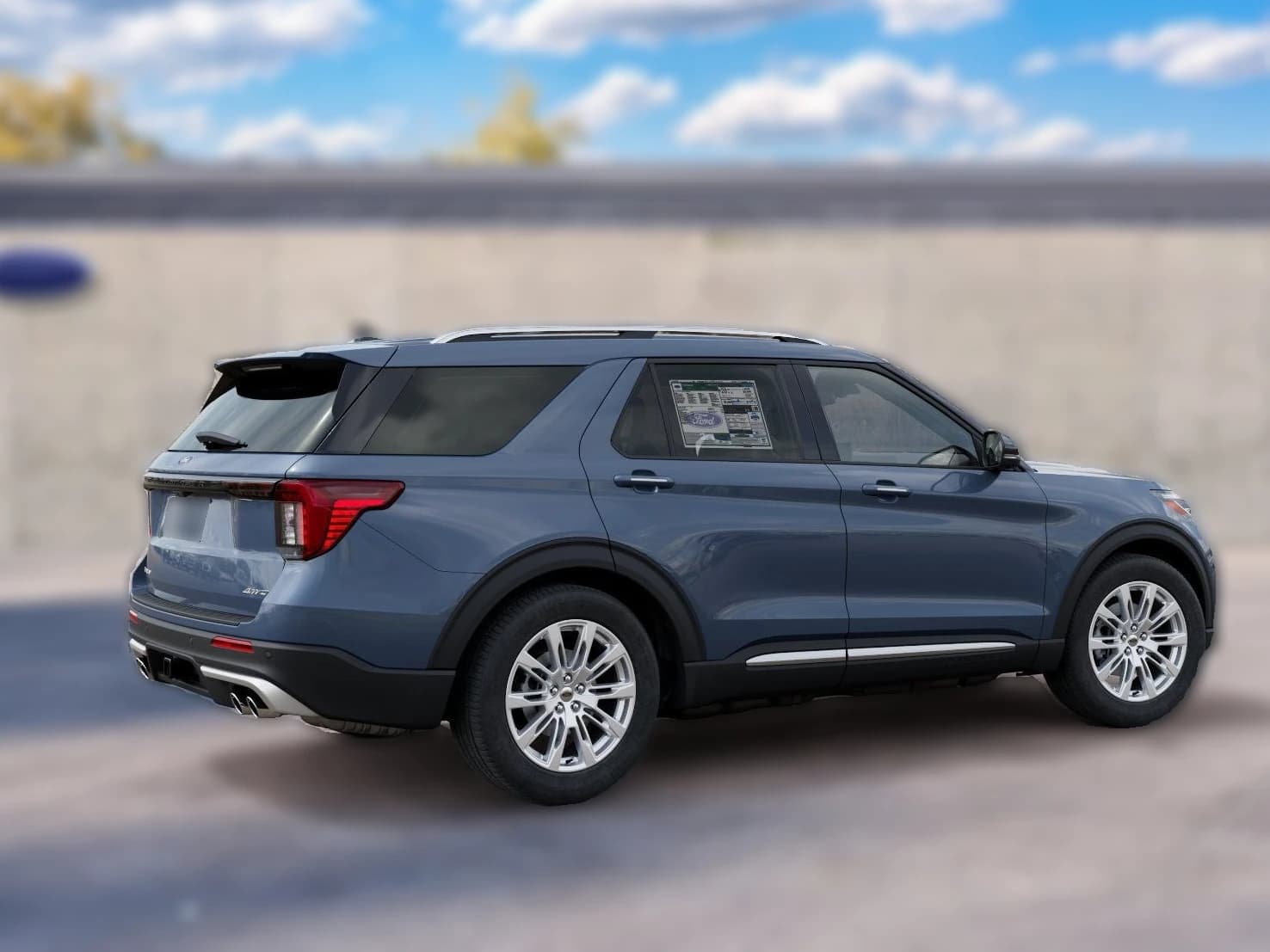Ford Explorer Platinum 4WD 2027 — side view