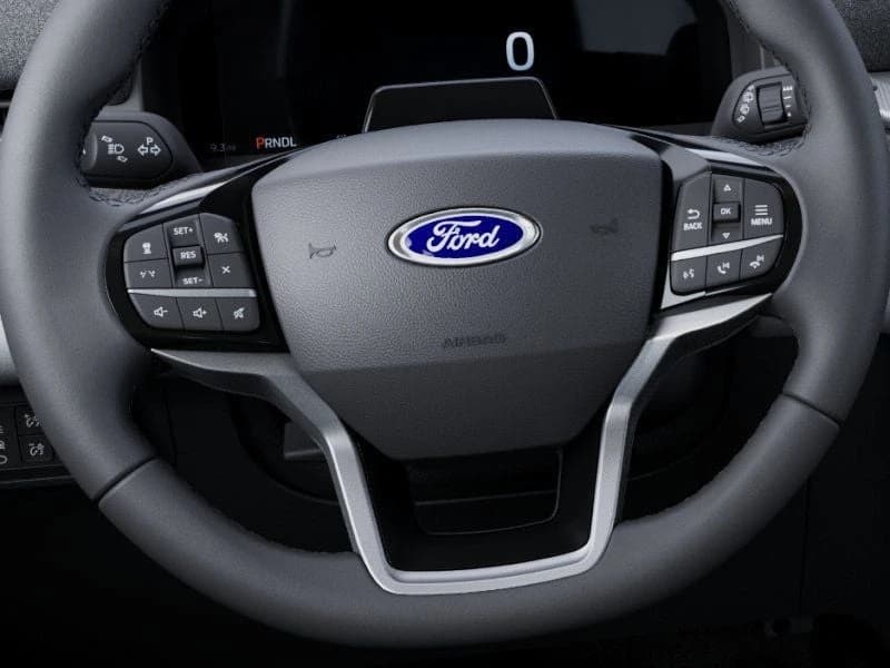 Ford Explorer Platinum 4WD 2027 — side view
