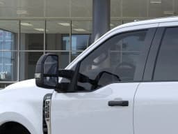 Ford Super Duty F-250 SRW XLT 4WD Crew Cab 6.75' Box 2026 — side view