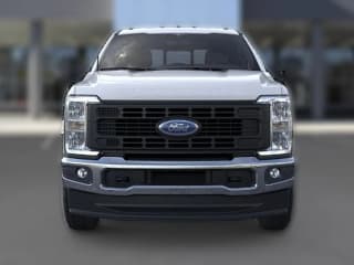 Ford Super Duty F-250 SRW XL 4WD Crew Cab 6.75' Box