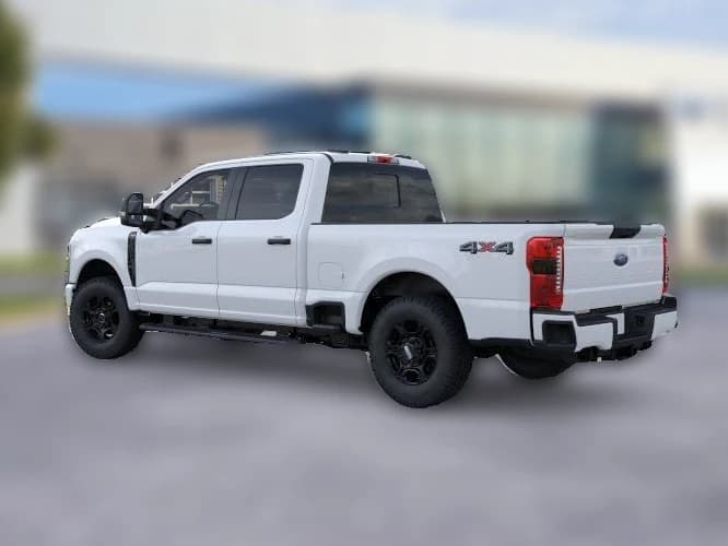 Ford Super Duty F-250 SRW XL 4WD Crew Cab 6.75' Box 2026 — side view