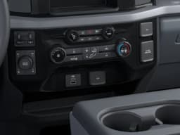 Ford Super Duty F-250 SRW XL 4WD Crew Cab 6.75' Box 2026 — side view