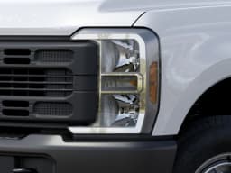 Ford Super Duty F-250 SRW XL 4WD Crew Cab 6.75' Box 2027 — side view