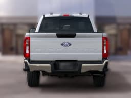 Ford Super Duty F-250 SRW XLT 4WD Crew Cab 6.75' Box 2027 — side view