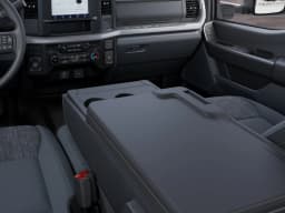 Ford Super Duty F-250 SRW XLT 4WD Crew Cab 6.75' Box 2027 — side view