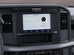Ford Super Duty F-250 SRW XL 4WD Crew Cab 6.75' Box 2027 — side view