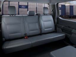 Ford Super Duty F-250 SRW XL 4WD Crew Cab 6.75' Box 2027 — side view