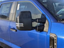 Ford Super Duty F-250 SRW XL 4WD Crew Cab 6.75' Box 2026 — side view