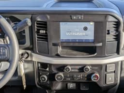 Ford Super Duty F-250 SRW XL 4WD Crew Cab 6.75' Box 2026 — side view
