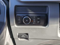 Ford Super Duty F-250 SRW XL 4WD Crew Cab 6.75' Box 2026 — side view