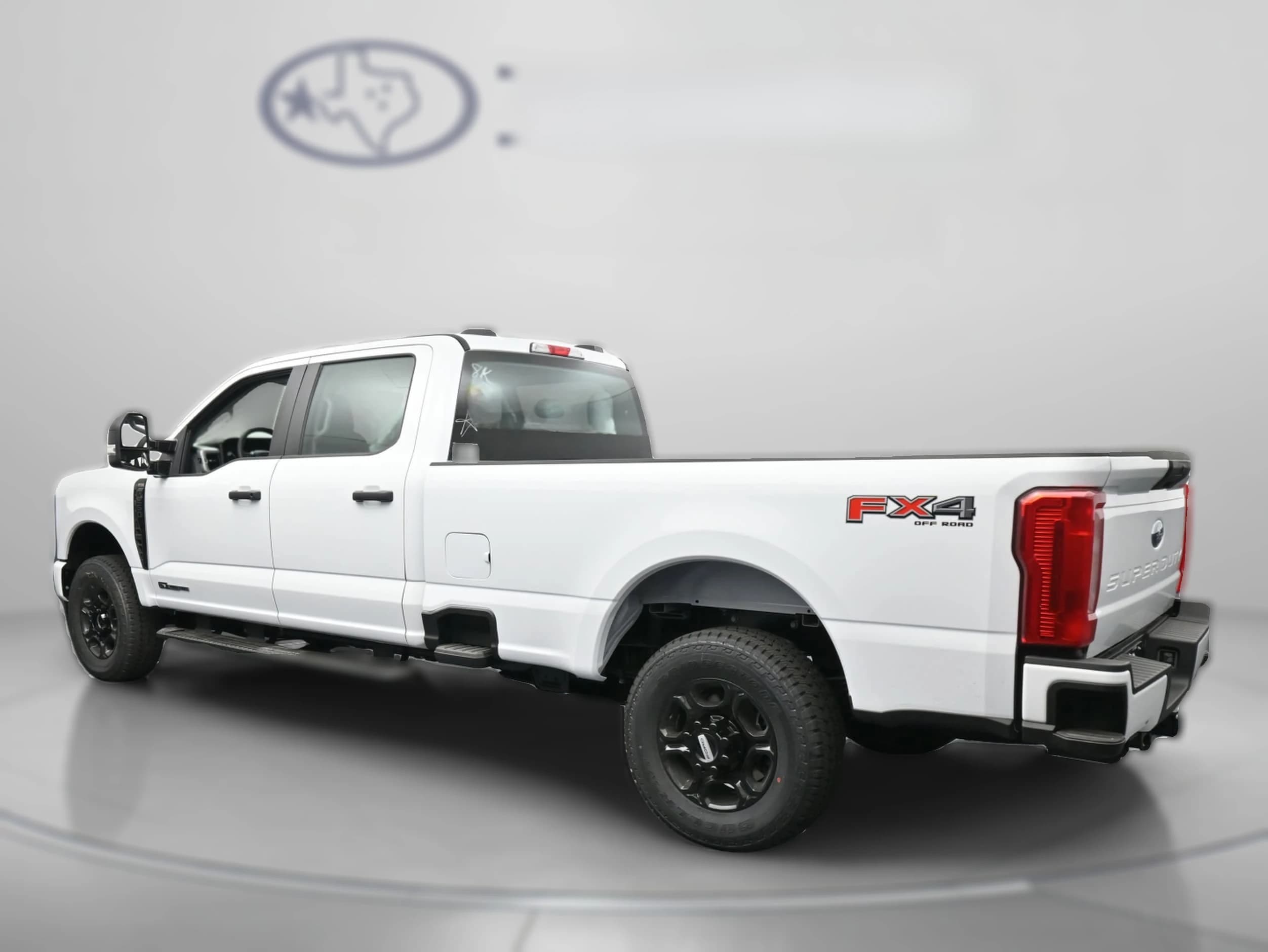 Ford Super Duty F-250 SRW XL 4WD Crew Cab 8' Box 2026 — side view
