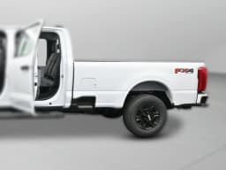 Ford Super Duty F-250 SRW XL 4WD Crew Cab 8' Box 2026 — side view