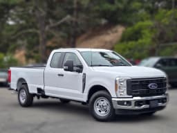 Ford Super Duty F-250 SRW XL 2WD SuperCab 6.75' Box 2026 — side view