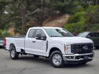 Ford Super Duty F-250 SRW XL 2WD SuperCab 6.75' Box