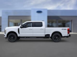 Ford Super Duty F-250 SRW LARIAT 4WD Crew Cab 6.75' Box